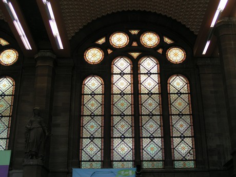 bahnhof