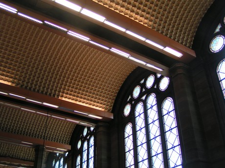 bahnhof
