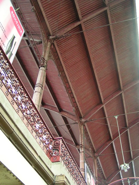 bahnhof