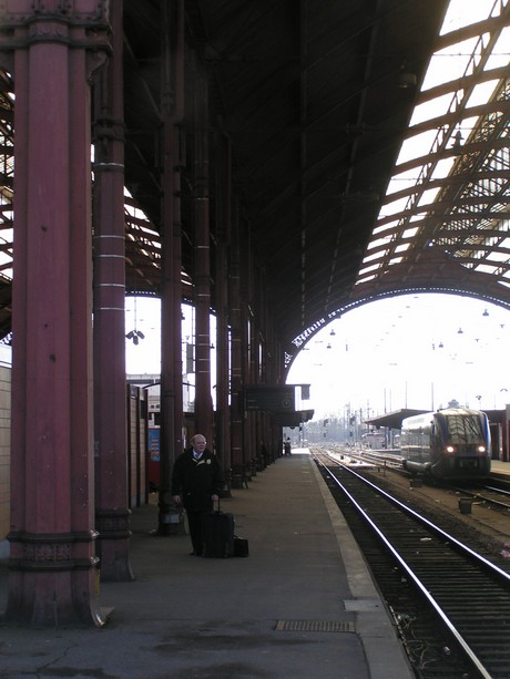 bahnhof