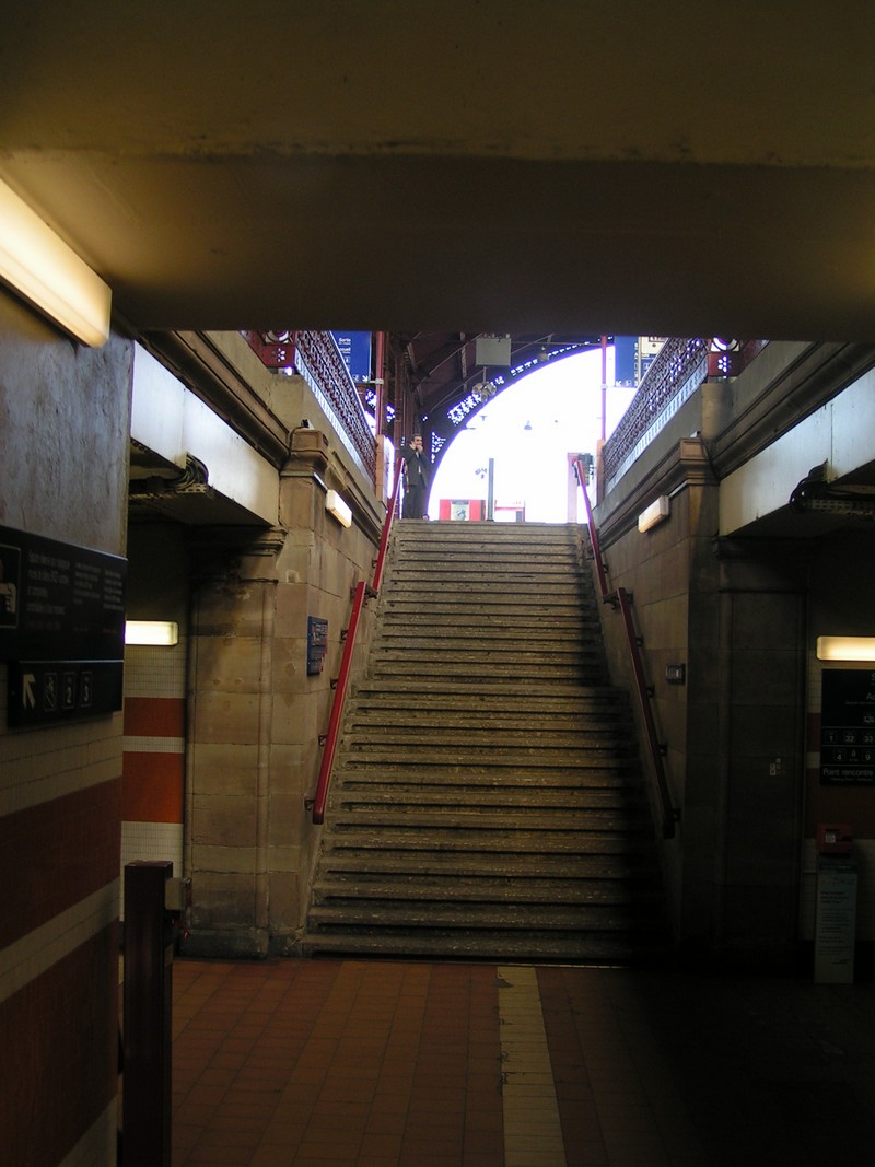 bahnhof
