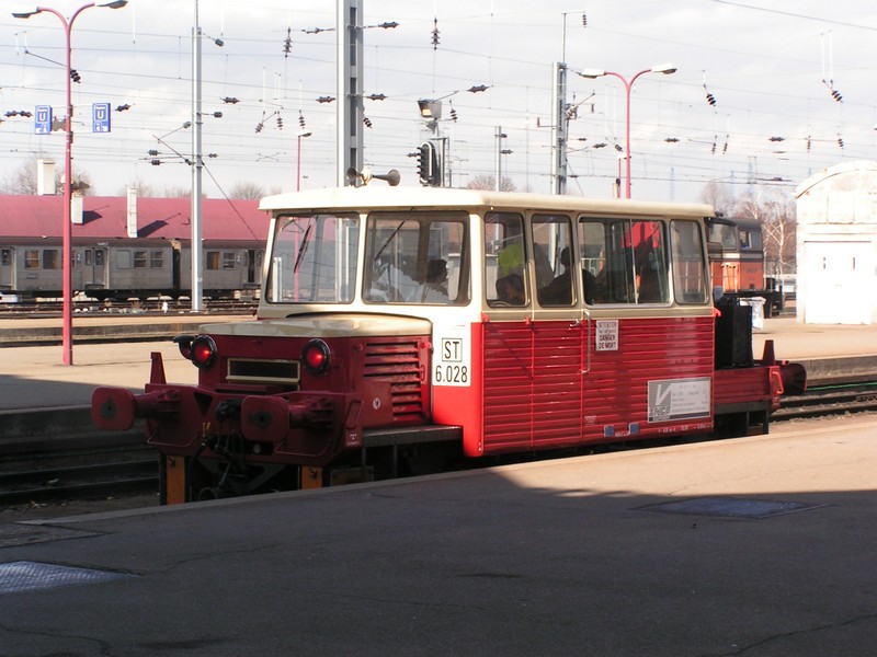 bahnhof