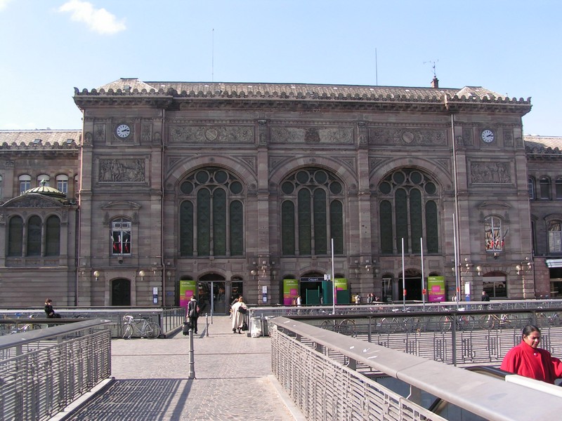 bahnhof