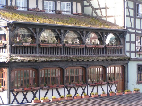 petite-france