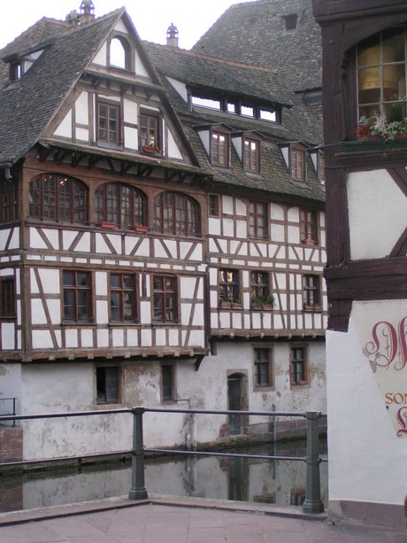 petite-france