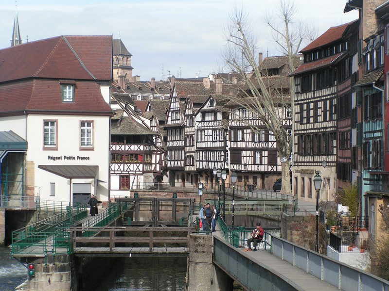 petite-france