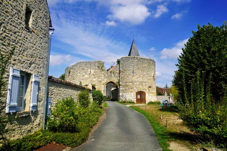 Yevre-le-Chatel
