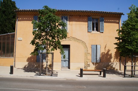 Venelles