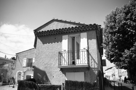 Venelles