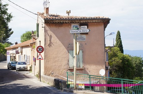 Venelles