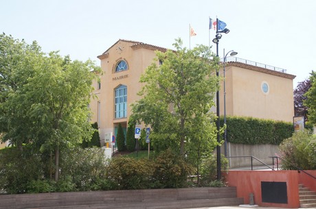 Venelles